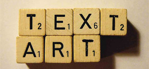 Würfel mit dem Wort Textart