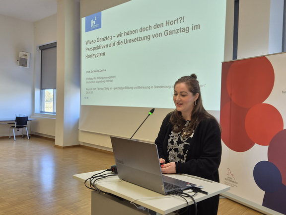 Prof. Nicole Zaruba Hochschule Madgeburg-Stendal